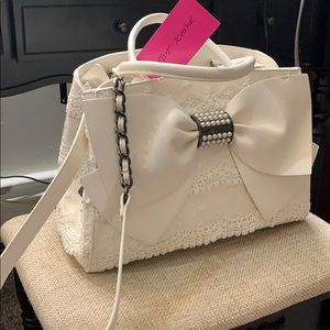 NWT Betsey Johnson all white bow purse